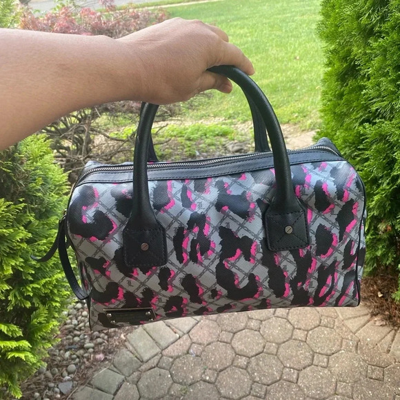 L.A.M.B. By Gwen Stefani Satchel - Picture 9 of 15